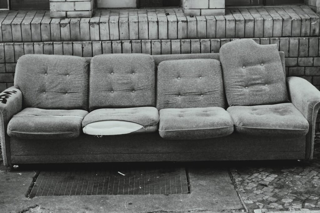 How to Dispose of a Couch Sustainably