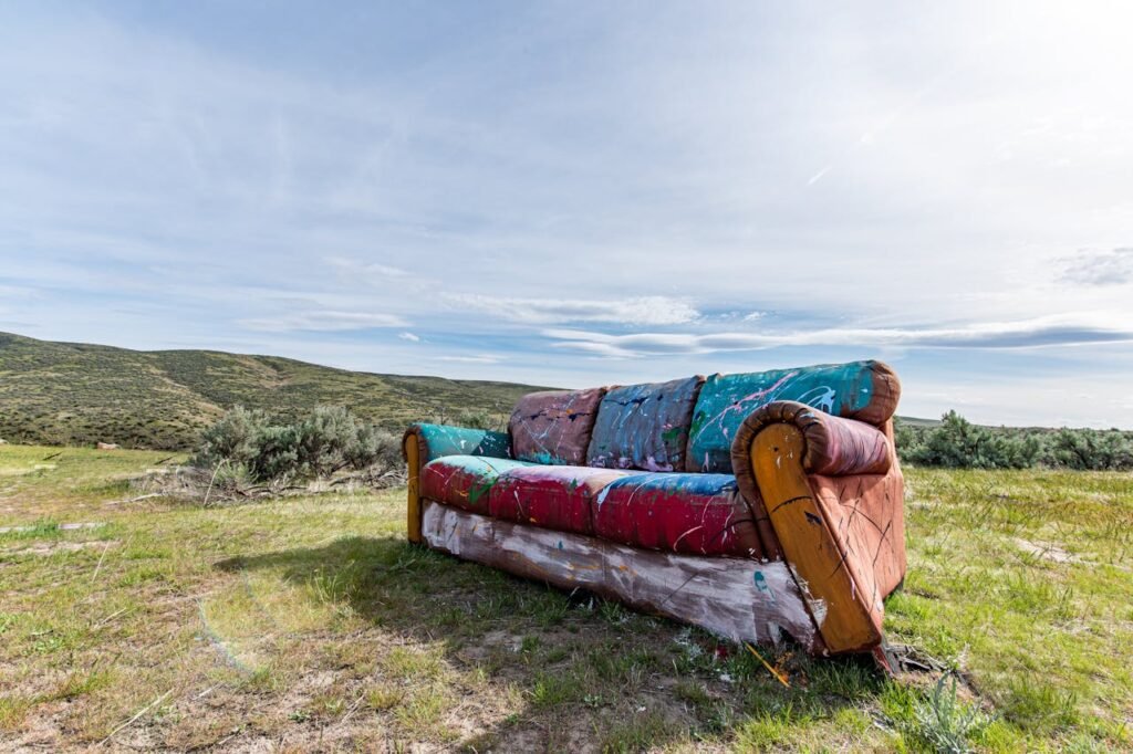 How to Dispose of a Couch Sustainably