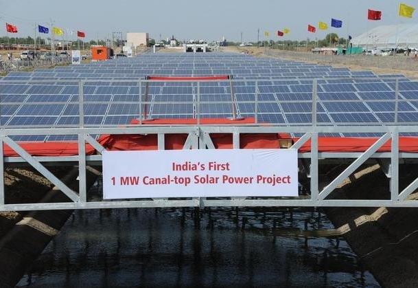 How Solar-Covered Canals Could Help Farmers During Heatwaves
