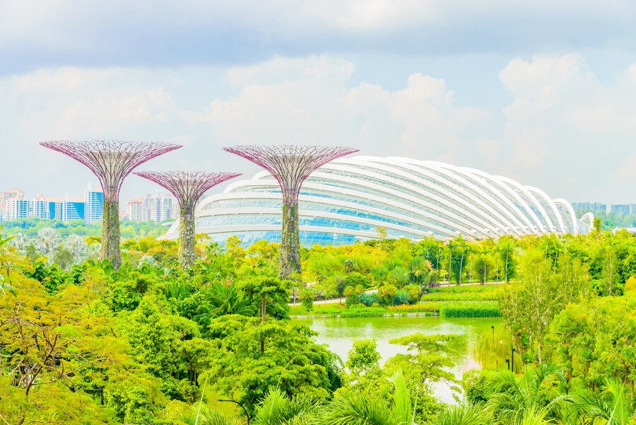 Singapore: The Garden City